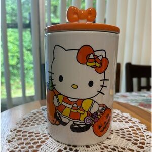 Hello kitty canister